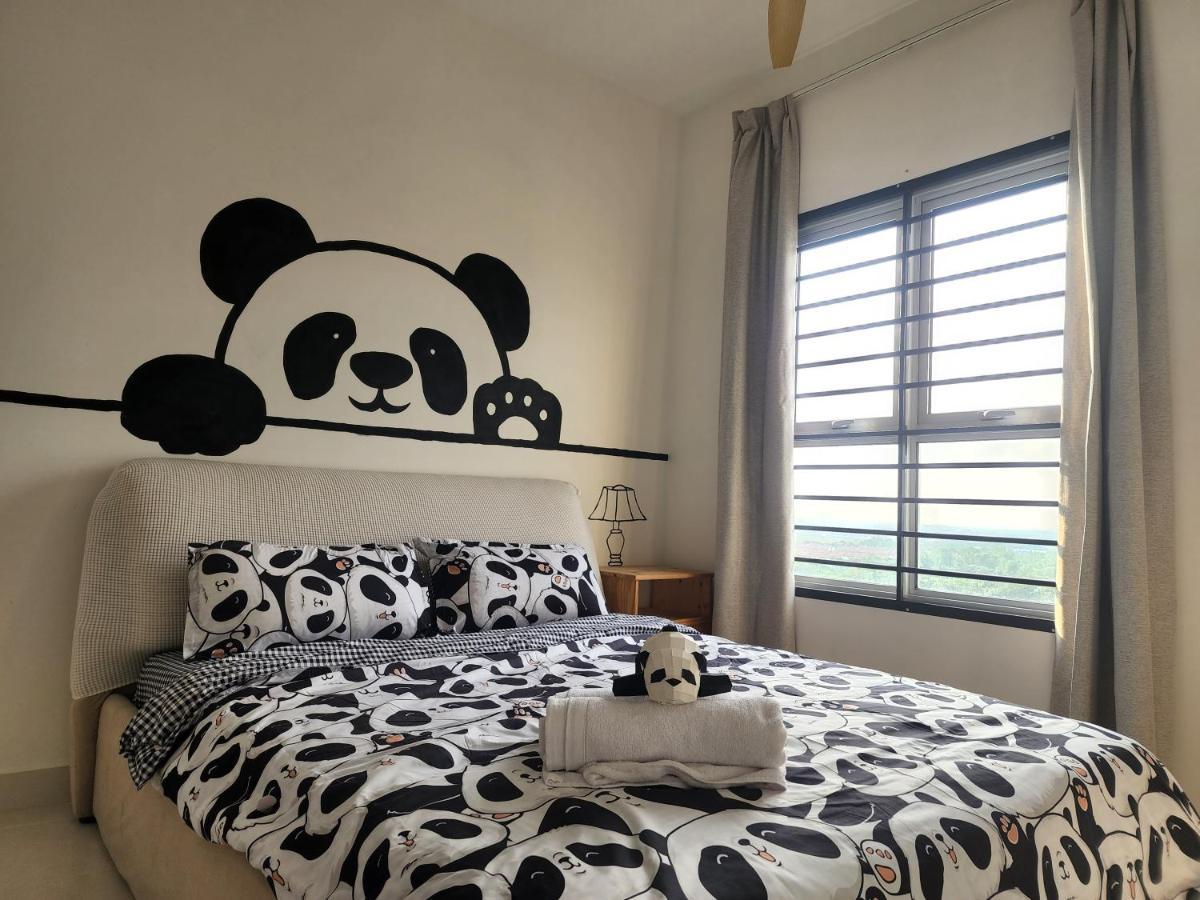 Netflix Panda House 3B2R Rimbayu Kota Kemuning With Atari Games Teluk Panglima Garang Exterior foto