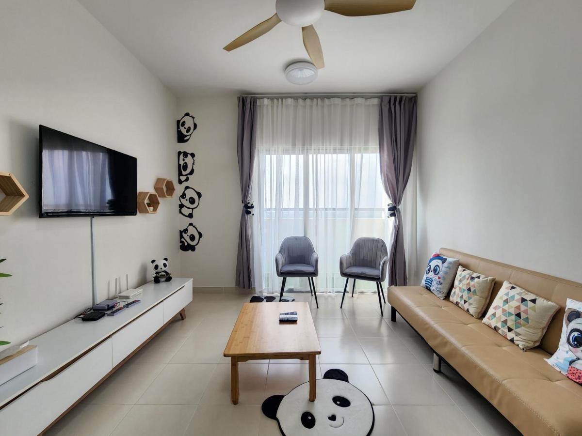 Netflix Panda House 3B2R Rimbayu Kota Kemuning With Atari Games Teluk Panglima Garang Exterior foto