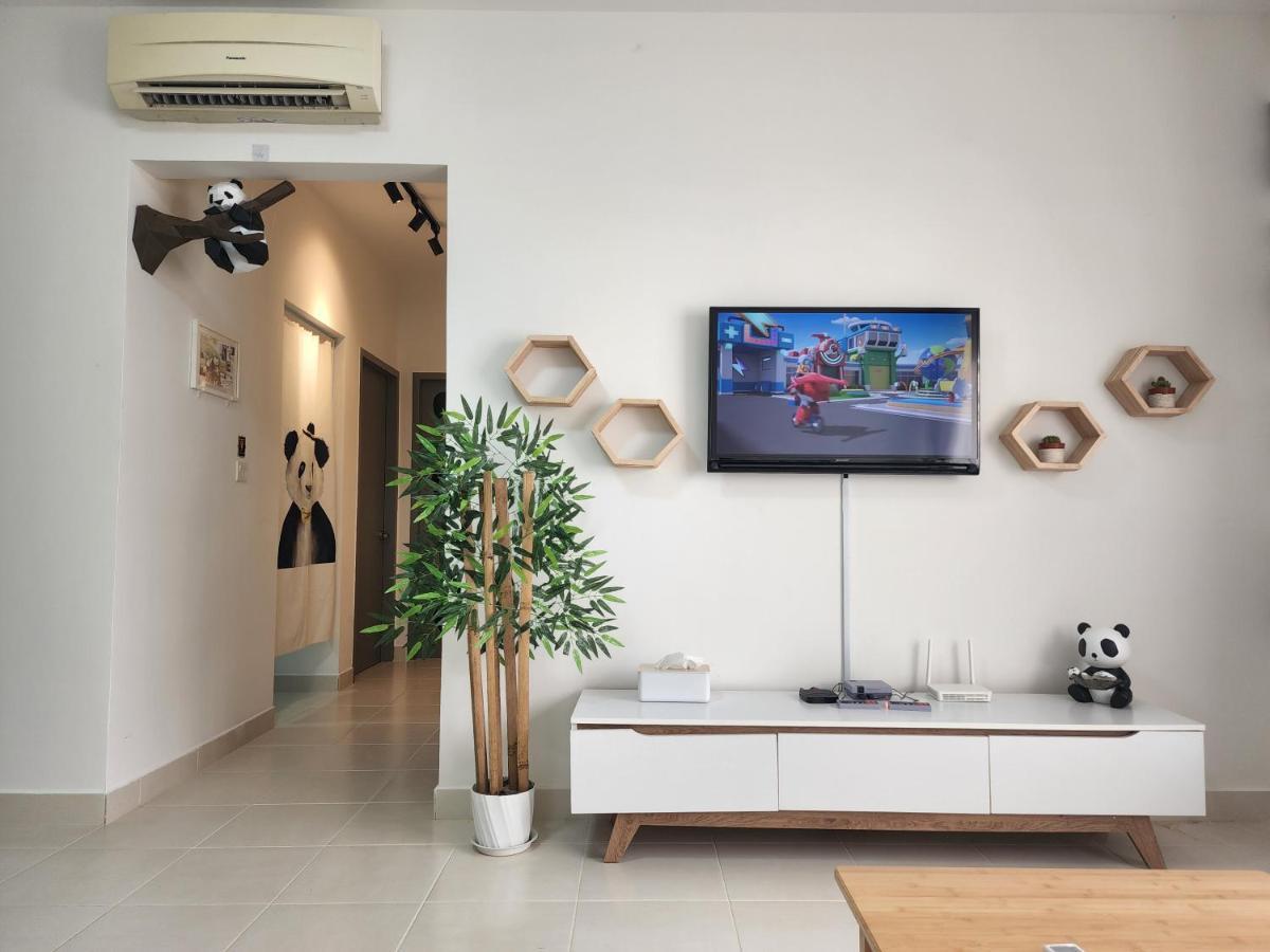 Netflix Panda House 3B2R Rimbayu Kota Kemuning With Atari Games Teluk Panglima Garang Exterior foto